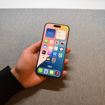 ZÁNOVNÍ APPLE IPHONE 16 PRO 256GB-POUŠTNÍ TITAN,BATERIE 100% - 2