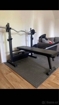 Posilovací lavice s tyčí a závažím - 2