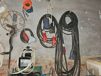 Zásuvky a kabely 230V + 380V - 16A a 32A - 2