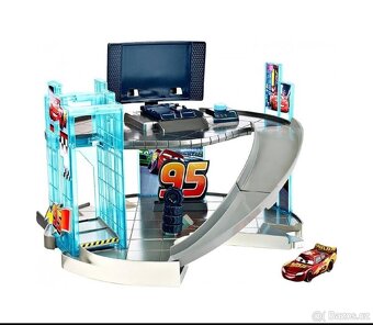 Mattel Disney Pixar Cars 3 Závodní centrum Rust eze - 2