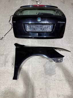 Díly z vozu Škoda Octavia 2 Facelift Černá - 2