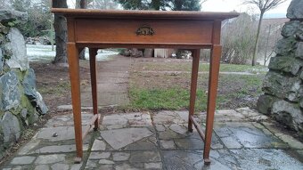 Starožitný psací stůl - 2