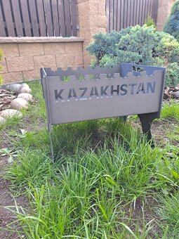 Kompaktní skládací gril / mangal - 2