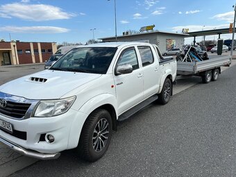 Hilux 2,4D - 2