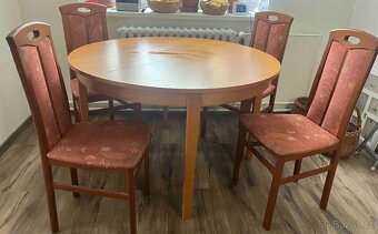 Prodám stůl + 4 židle - 2