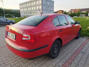 Škoda Octavia 2 tour 1,6 MPI rok 2012 - 2
