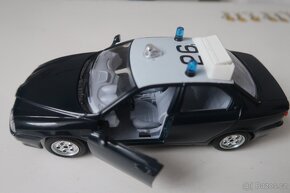 Retro autíčko Alfa Romeo 156 - 2