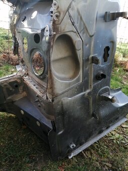 BMW G30, G31 - Pravá přední čtvrtka - 2