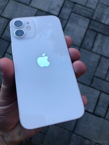 iPhone 12 Mini 128Gb v hezkém stavu, white - 2