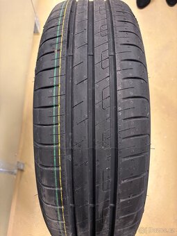 Letní pneu Goodyear 185/65 R15 88H - 2