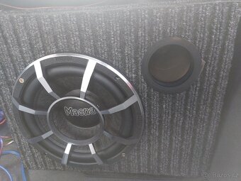 Subwoofer a zesilovač - 2