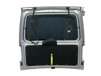 Páté dveře stříbrná metalíza LA7W VW Caddy 2k r.v. 2008 - 2
