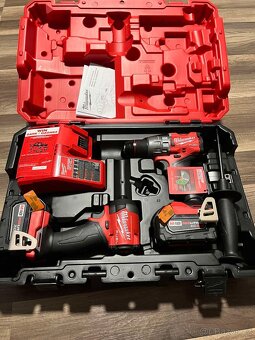 Milwaukee aku vrtačka m18 - 2