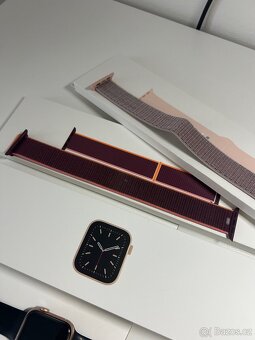 Apple Watch 6 série - Rosegold - 2