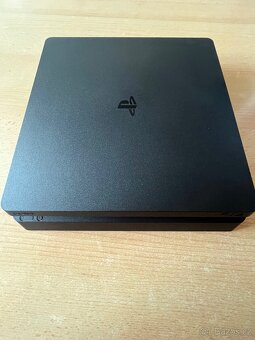 PS4 Slim 500 GB - 2