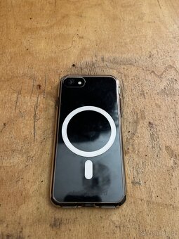 iPhone se (2020) - 2