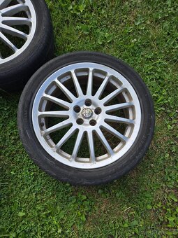 Kola Alfa Romeo - 2