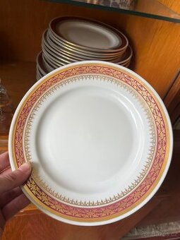 Sada talířů jídelní set Thun - 2