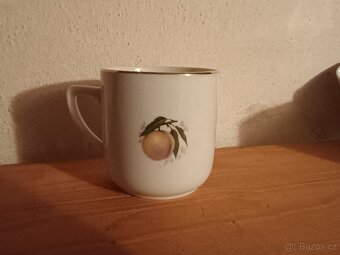 1x Porcelánový hrnek "Original Bohemia" s ovocným dekorem - 2