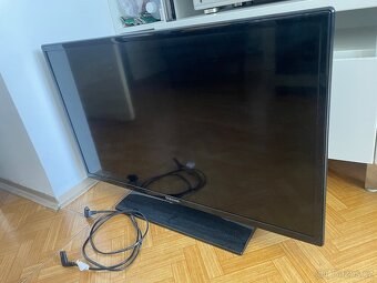 Samsung UE32EH4000 – 32” LED TV - 2