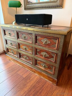 Starožitná komoda - 2