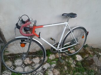 Jízdní kolo Favorit - 2