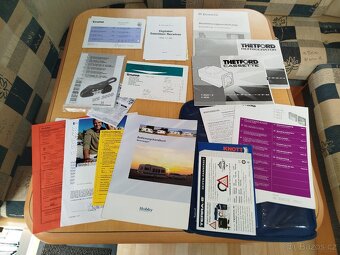 Karavan, Obytný přívěs Hobby 550  De Luxe - 2