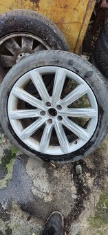 Alu kolo elektron audi A7 4G8601025K - 2