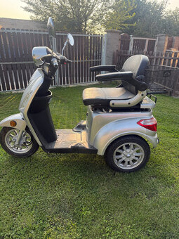 elektrická tříkolka bez řidičáku - 2