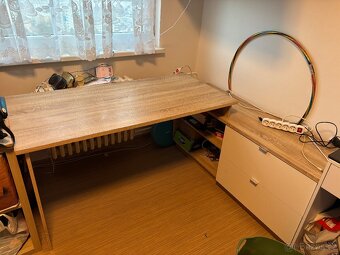 Pc stůl - 2