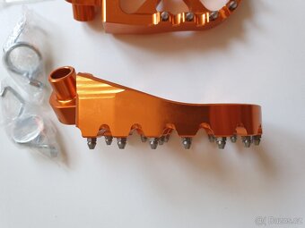 Prodám CNC stupačky - 2