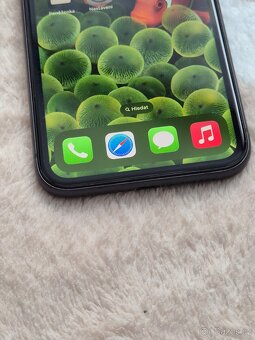 iPhone 11 64gb TOP stav - 2