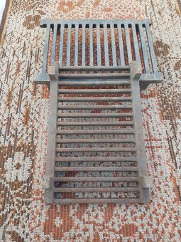 Litinový krbový i odvodňovací rošt - 2