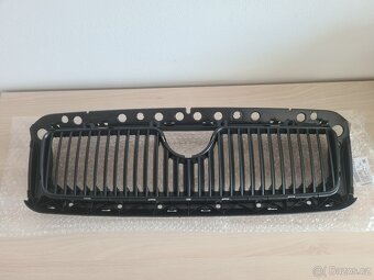 NOVÁ Přední maska na kapotu Octavia 1 - ORIGINÁL - 2