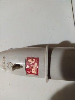 zástrčka 4 kolík 400V 16A - 2
