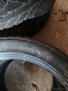 Nokian WR 235/40 R18,zimni - 2