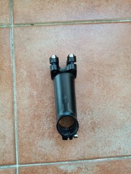 Představec Specialized 90 mm Light - 2