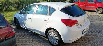 Prodám Opel Astra J 2014 - 2