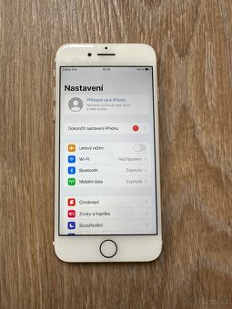 Apple iPhone 7 128GB Zlatý - 2