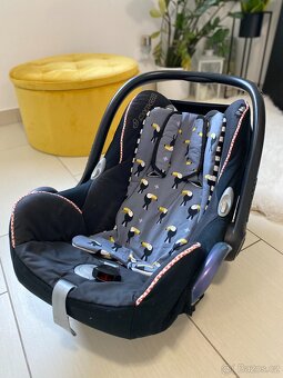 maxi cosi autosedacka / vajicko se zakladnou isofix - 2