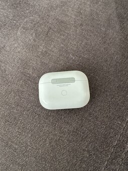 AirPods pro 1. Generace - 2