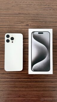 Iphone 15Pro Max 256 GB (bílý titan) - 2
