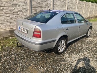 Škoda Octavia - 2