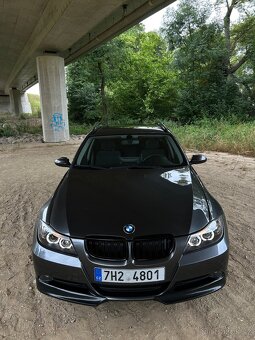 BMW E91 320D - 2