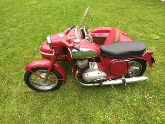 Jawa 350 se sajdou Velorex 560 - 2