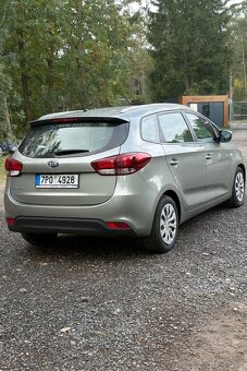 Kia Carens 1.6 GDI 1.majitel 92tis km původ ČR - 2