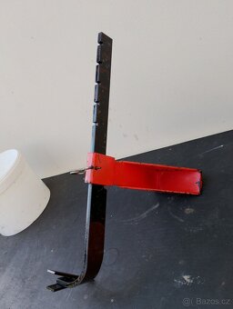 Vyorávač Vari, terra radlice - 2