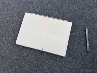 Microsoft Surface 6 Pro - 2