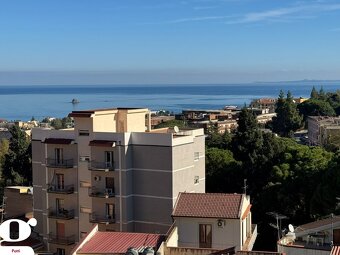 Sicílie, RD 5+1, 130 m2, v histor. centru Patti, Via Roma - 2