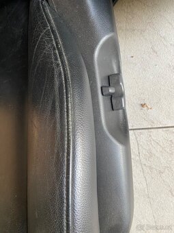 Mazda cx-7 sedadla - 2